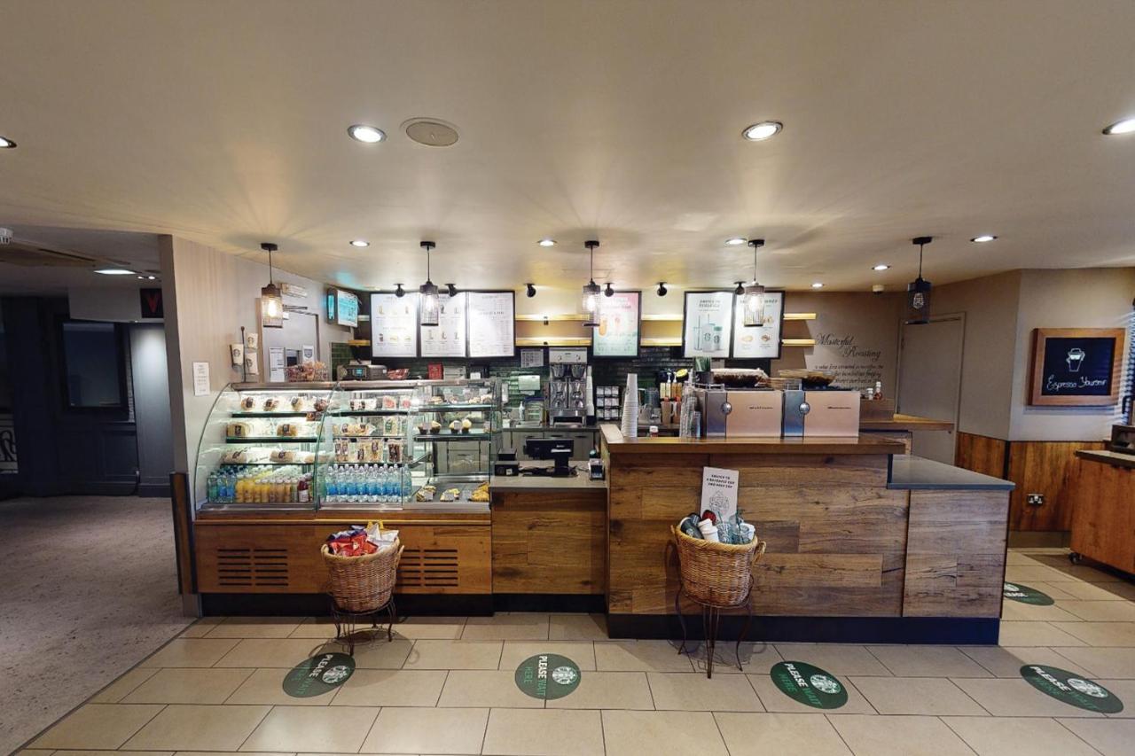 沃灵顿乡村酒店 外观 照片